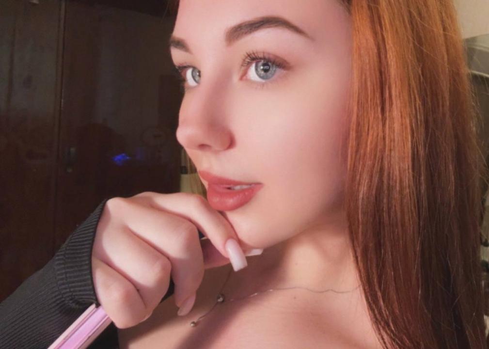 Webcam chat profile for Valerya