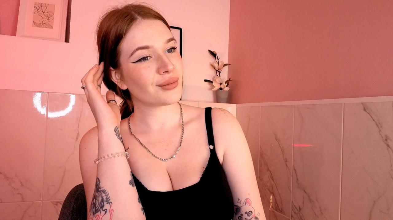 Webcam chat profile for RinKittyy: Legs, feet & shoes