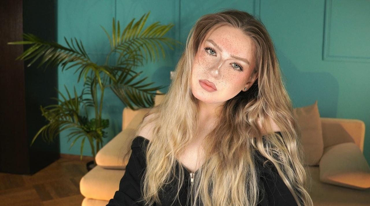 Webcam chat profile for JesSolar: Jerking off