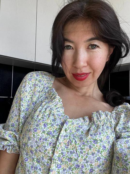 Webcam chat profile for MoonSoul: Ask about my Hobbies