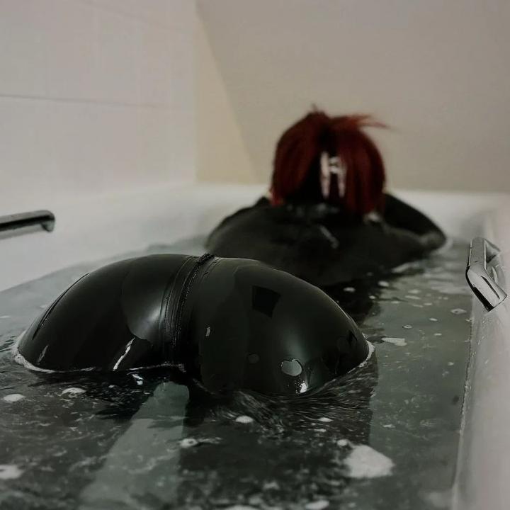 Webcam chat profile for nahir: Bondage & discipline