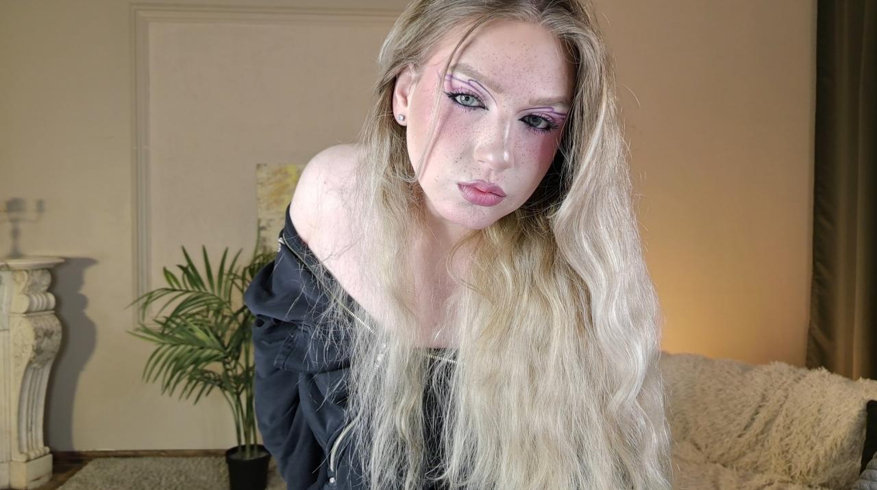 Webcam chat profile for JesSolar: Jerking off