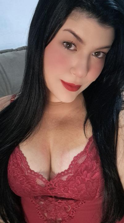 Webcam chat profile for QueenDommenique: Dominatrix