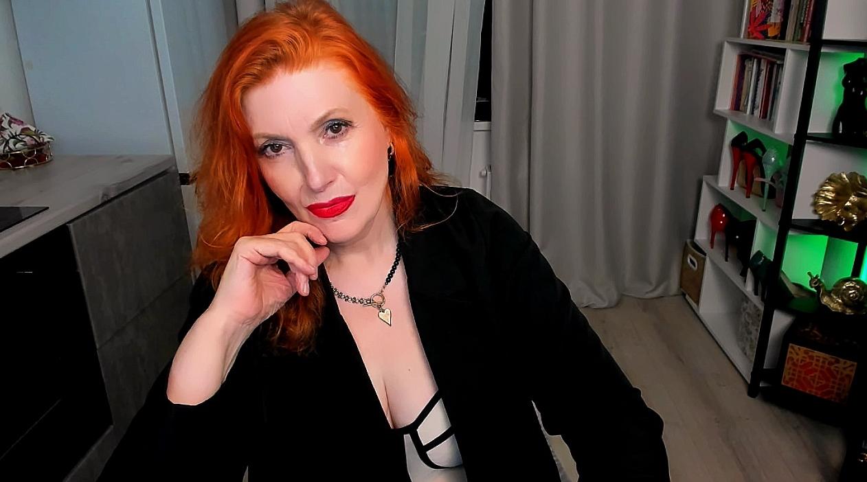 Webcam chat profile for AlmazFireFoxOne: Kissing