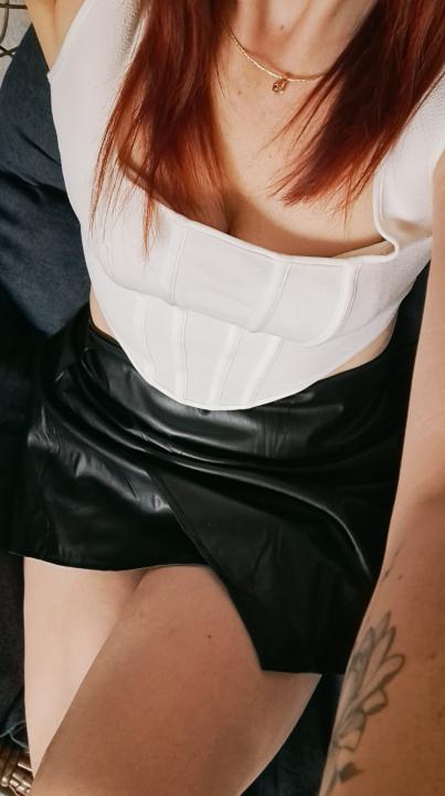 Webcam chat profile for DarkOrchid: Dominatrix