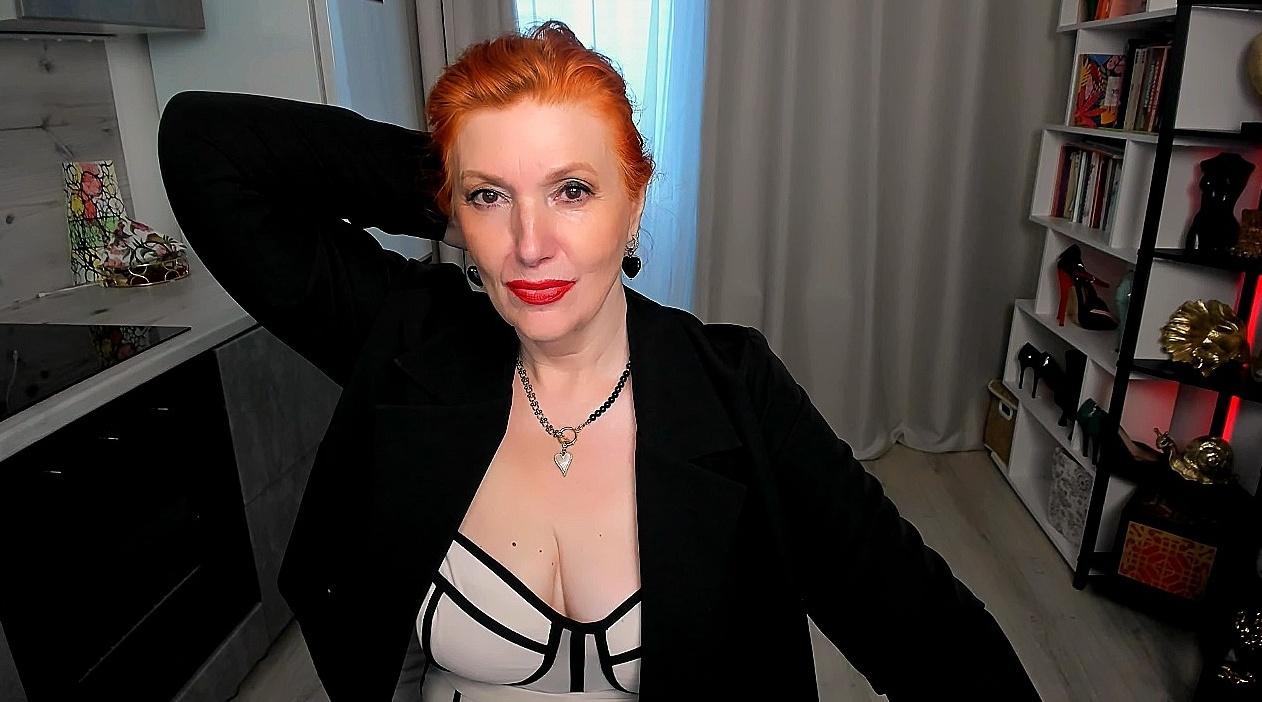 Webcam chat profile for AlmazFireFoxOne: Kissing