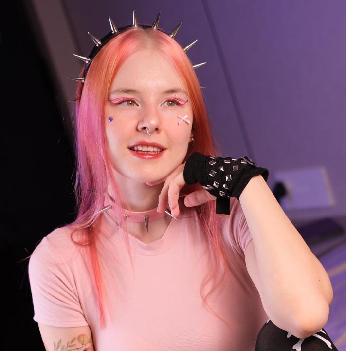 Webcam chat profile for Linaaaalai: Lingerie & stockings