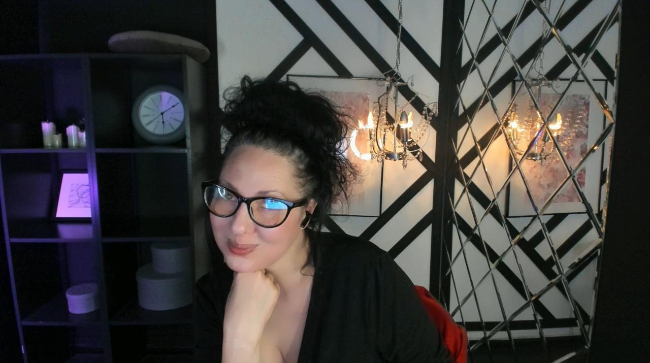 Webcam chat profile for AnitaMuse: Latex & rubber
