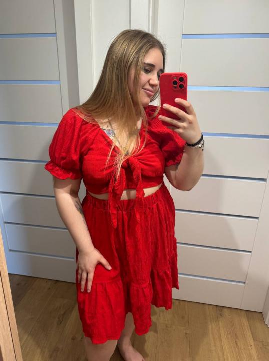 Webcam chat profile for RosyX: Outfits