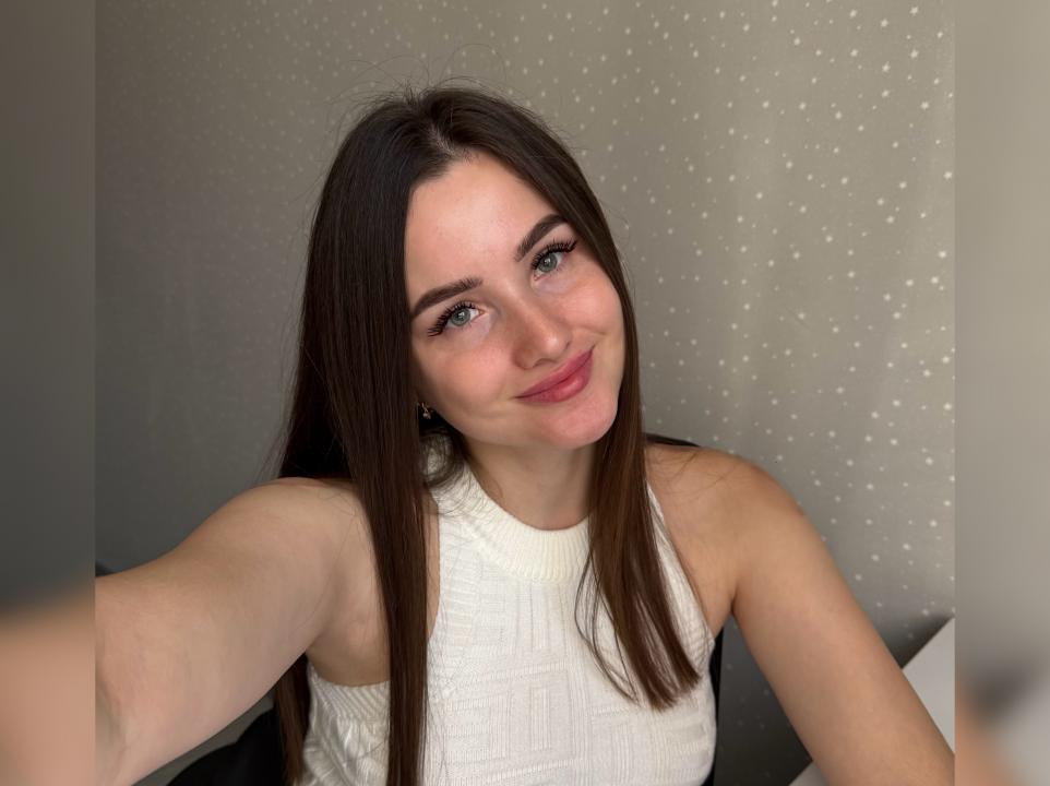 Webcam chat profile for Daciannie: Ask about my Hobbies