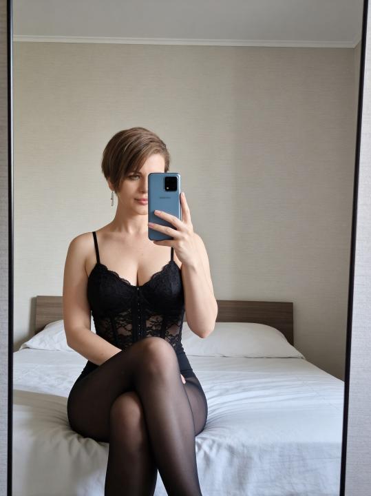 Webcam chat profile for 000000SkyNet: Legs, feet & shoes