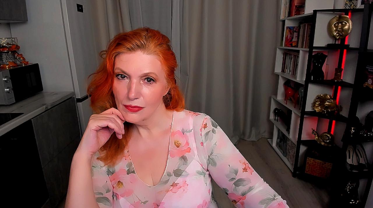 Webcam chat profile for AlmazFireFoxOne: Kissing