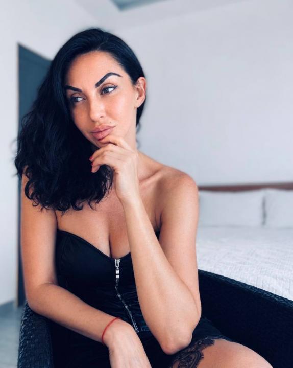 Webcam chat profile for Sofia84: Fitness